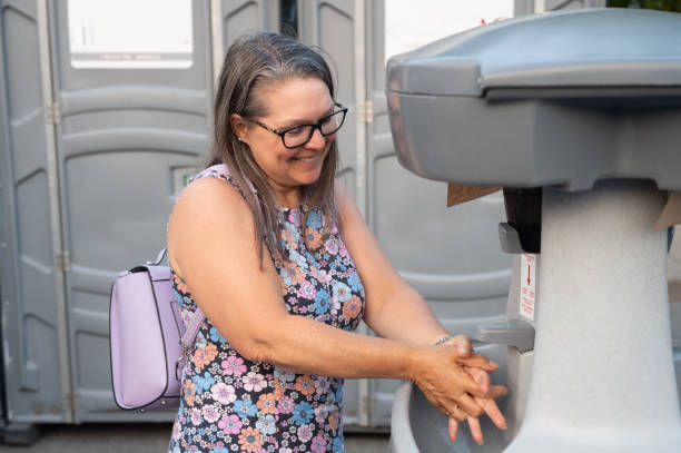 Best Porta potty delivery and setup  in Terre Haute, IN